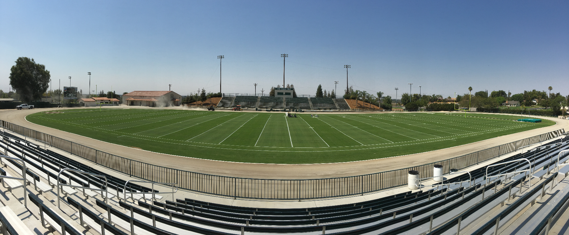 Garces — wide panorama of a synthetic turf football field